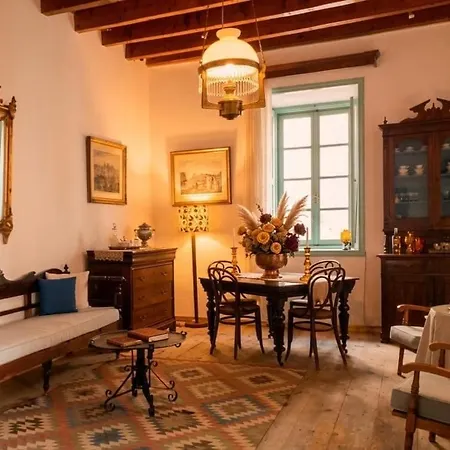 Smaragdi Traditional Mansion In Chora Vakantiehuis Pátmos