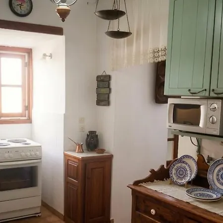 Smaragdi Traditional Mansion In Chora Vakantiehuis *