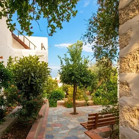 Vakantiehuis Smaragdi Traditional Mansion In Chora *