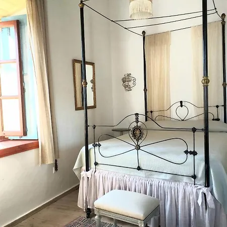 Smaragdi Traditional Mansion In Chora Vakantiehuis Pátmos