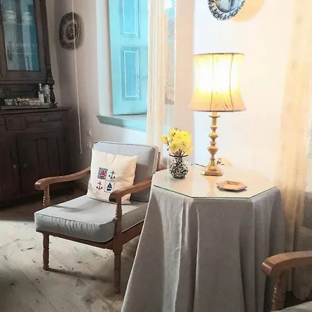 Smaragdi Traditional Mansion In Chora Vakantiehuis